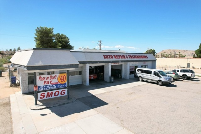 18285 US Highway 18, Apple Valley, California 92307, ,Commercial Sale,For Sale,18285 US Highway 18,CRHD23148434