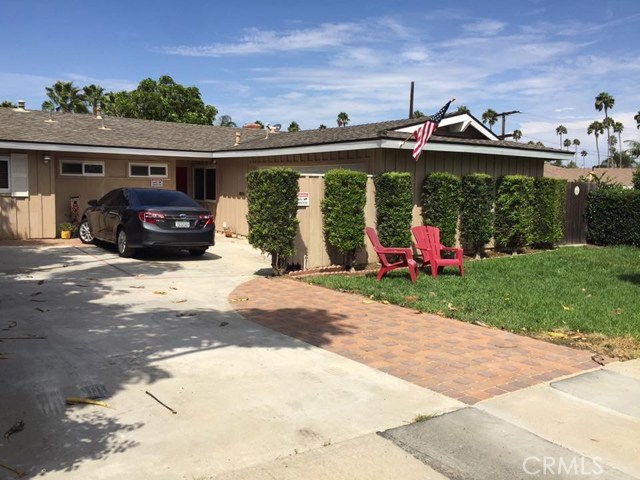 18461 Delaware St, Huntington Beach, CA 92648