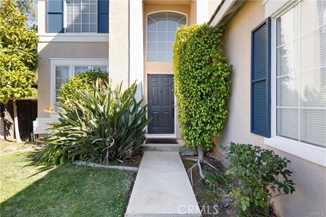 Detail Gallery Image 4 of 32 For 747 Ochee Cir, Corona,  CA 92879 - 4 Beds | 3 Baths