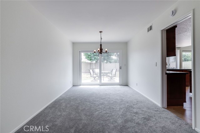 Detail Gallery Image 4 of 15 For 19082 Plum Tree Ln, Huntington Beach,  CA 92646 - 4 Beds | 3 Baths