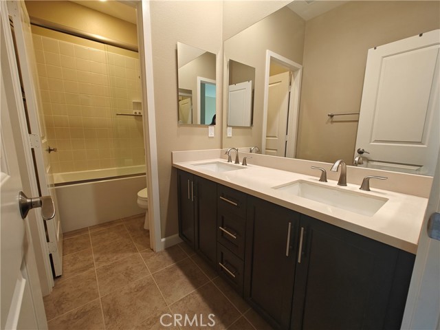 Detail Gallery Image 15 of 21 For 22 Gardenia, Lake Forest,  CA 92630 - 4 Beds | 3/1 Baths