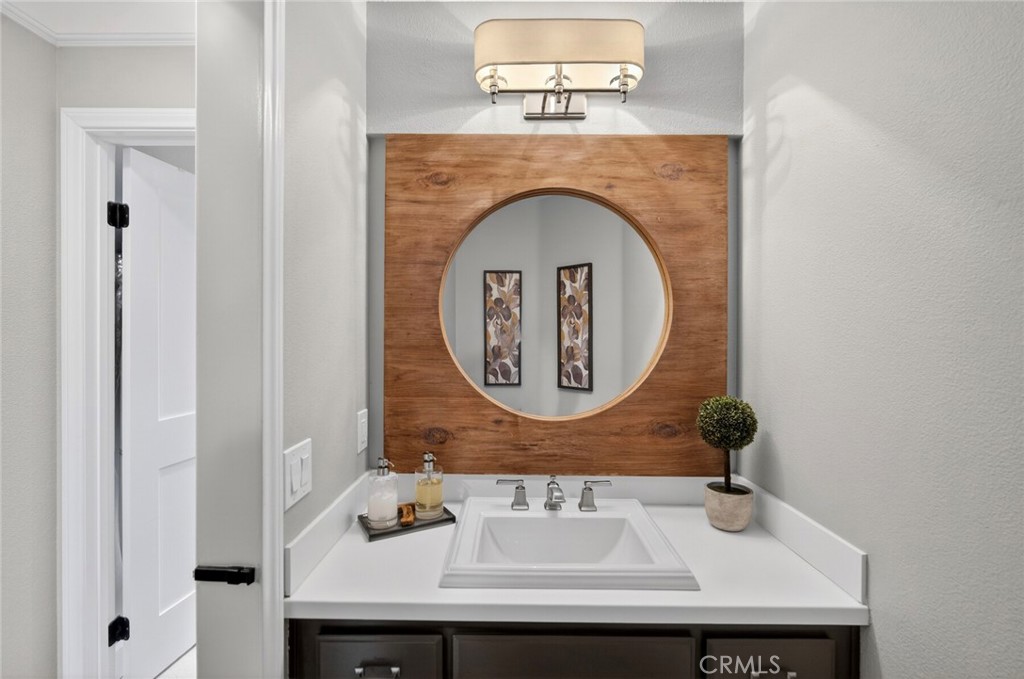 MLS #OC26040336 image #16