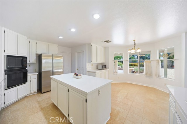 7636 Atherton Lane, West Hills (los Angeles), California 91304, 5 Bedrooms Bedrooms, ,5 BathroomsBathrooms,Residential,For Sale,7636 Atherton Lane,CRAR25124688