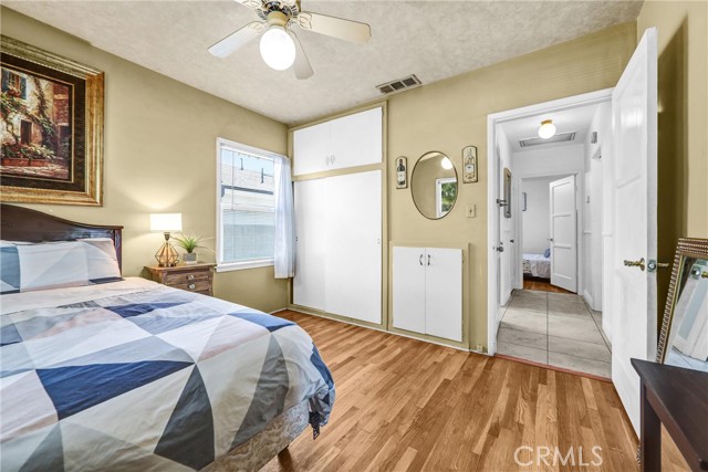 2451 Graydon Avenue, Monrovia CA: https://media.crmls.org/medias/888b1021-a815-48d4-b0e8-8aba7902baa3.jpg