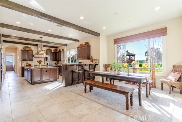 Detail Gallery Image 28 of 72 For 10817 W Stallion Ranch Rd, Sunland,  CA 91040 - 5 Beds | 6 Baths