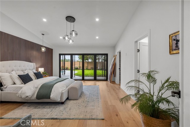 24201 Caris Street, Woodland Hills CA: https://media.crmls.org/medias/888c9bab-4faa-4d40-9491-1425ba6b2601.jpg