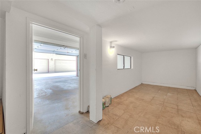 garage - storage (2)
