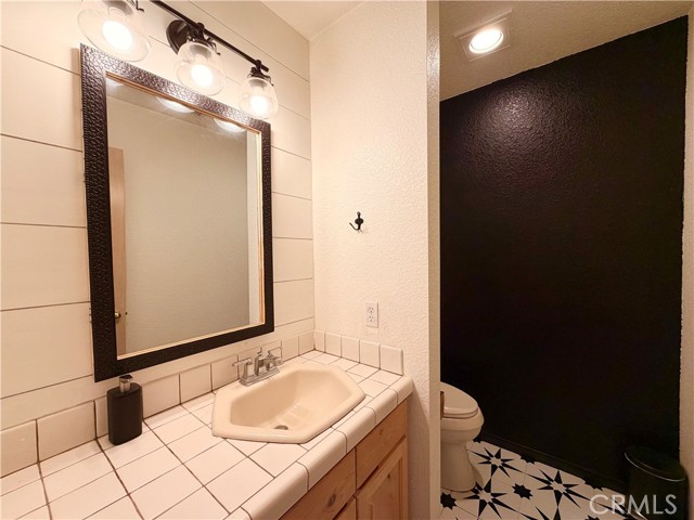 Detail Gallery Image 14 of 25 For 39503 Prospect, Forest Falls,  CA 92339 - 4 Beds | 3/1 Baths