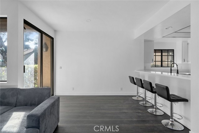 Detail Gallery Image 10 of 23 For 16211 Downey #68,  Paramount,  CA 90723 - 1 Beds | 1 Baths