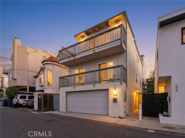 Detail Gallery Image 26 of 31 For 334 Palm Dr, Hermosa Beach,  CA 90254 - 3 Beds | 3 Baths