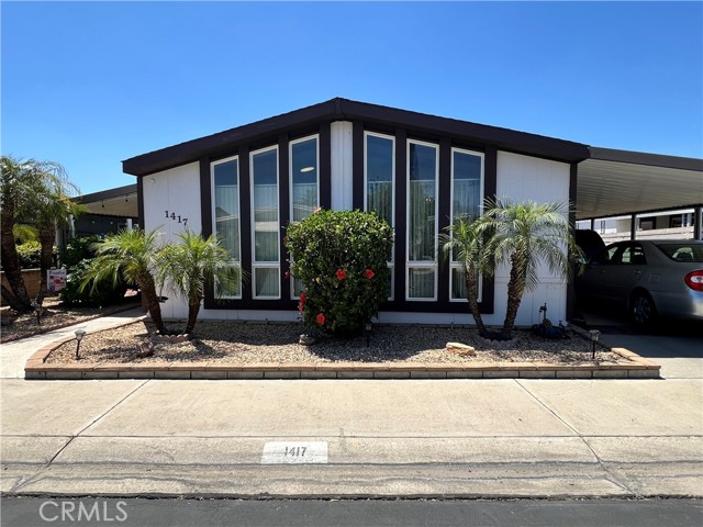 Detail Gallery Image 1 of 9 For 1417 Village St, Redlands,  CA 92374 - 2 Beds | 2 Baths