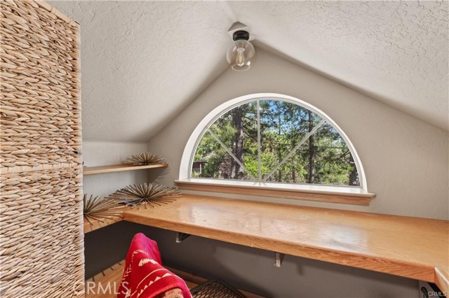 27847 St Bernard, Lake Arrowhead, CA 92352