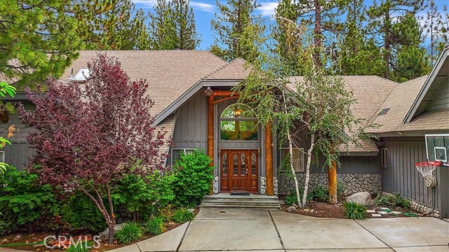 Detail Gallery Image 1 of 45 For 42143 Winter Park Dr, Big Bear Lake,  CA 92315 - 6 Beds | 4/1 Baths