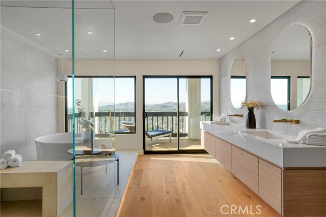 Detail Gallery Image 31 of 61 For 32075 Canterhill Pl, Westlake Village,  CA 91361 - 4 Beds | 5/1 Baths