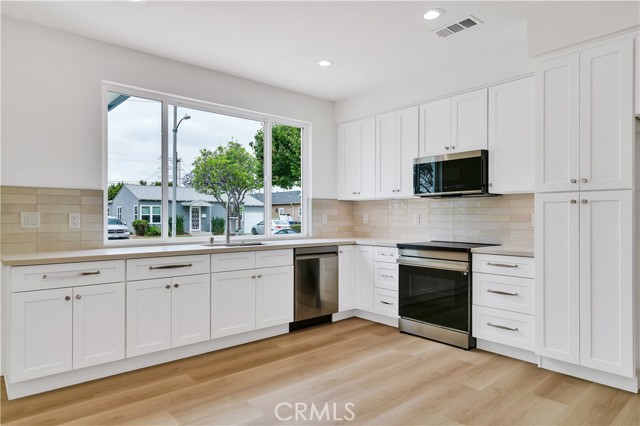 6168 Briercrest Avenue, Lakewood CA: https://media.crmls.org/medias/8890108a-74bf-4f1b-ace4-e06e9e6208c3.jpg