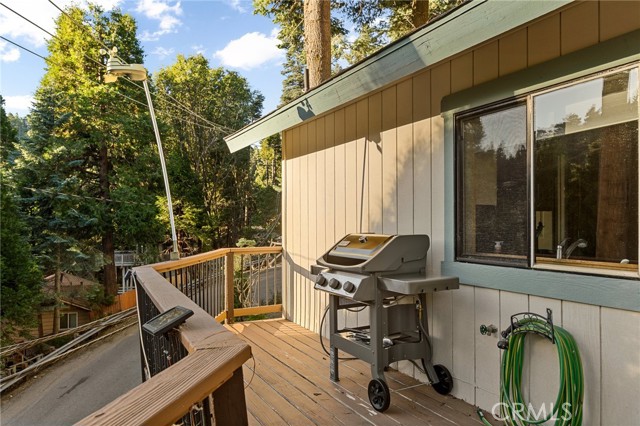 Detail Gallery Image 15 of 32 For 707 Virginia Ct, Lake Arrowhead,  CA 92352 - 3 Beds | 2 Baths