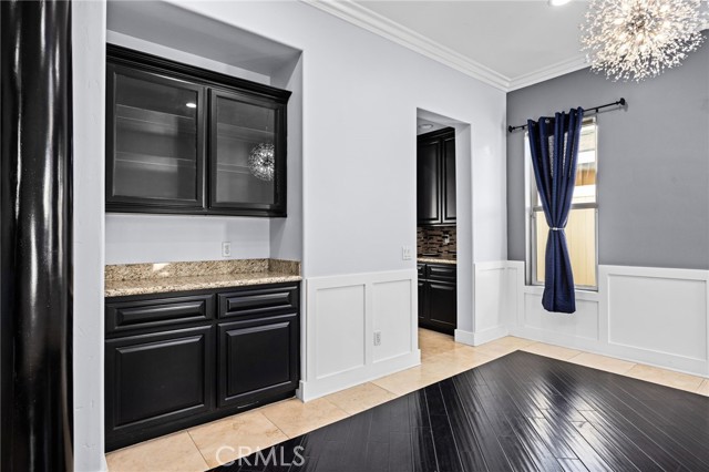 Detail Gallery Image 15 of 58 For 29061 Lupin Pl, Canyon Lake,  CA 92587 - 5 Beds | 3/1 Baths