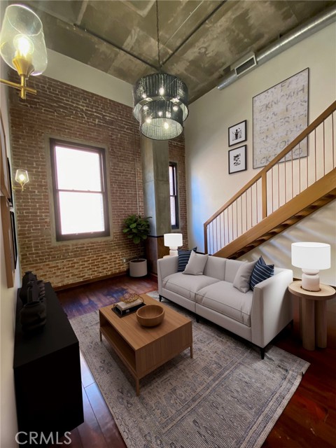 Detail Gallery Image 3 of 20 For 35 N Raymond Ave #211,  Pasadena,  CA 91103 - 1 Beds | 2 Baths