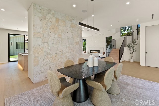 Detail Gallery Image 30 of 75 For 14738 Otsego St, Sherman Oaks,  CA 91403 - 5 Beds | 5/1 Baths