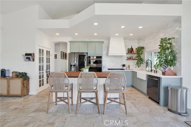 12450 Indian River Drive, Apple Valley CA: https://media.crmls.org/medias/889321dd-81c5-4538-ae66-183b3d64464a.jpg