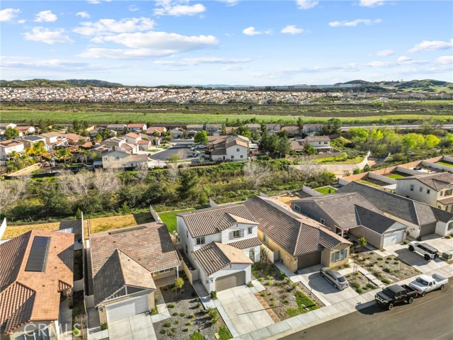 Detail Gallery Image 3 of 44 For 35171 Vidalia, Beaumont,  CA 92223 - 4 Beds | 3 Baths