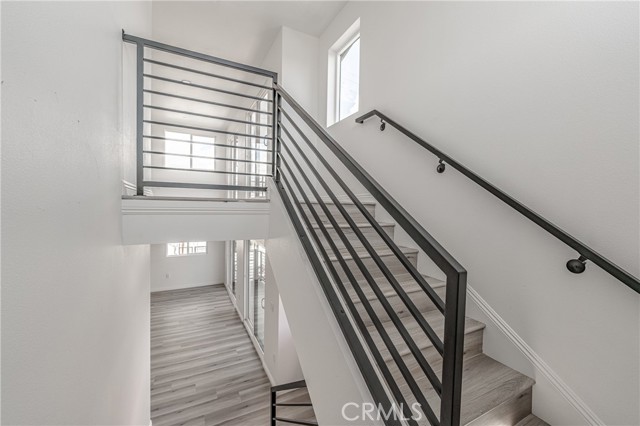 Detail Gallery Image 40 of 72 For 3653 Halldale Ave, Los Angeles,  CA 90018 - – Beds | – Baths