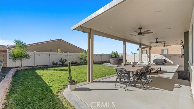 Detail Gallery Image 30 of 44 For 1417 Galaxy Dr, Beaumont,  CA 92223 - 4 Beds | 3 Baths