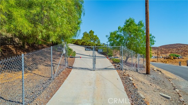 Detail Gallery Image 5 of 56 For 28301 Hampshire Dr, Menifee,  CA 92587 - 3 Beds | 1 Baths