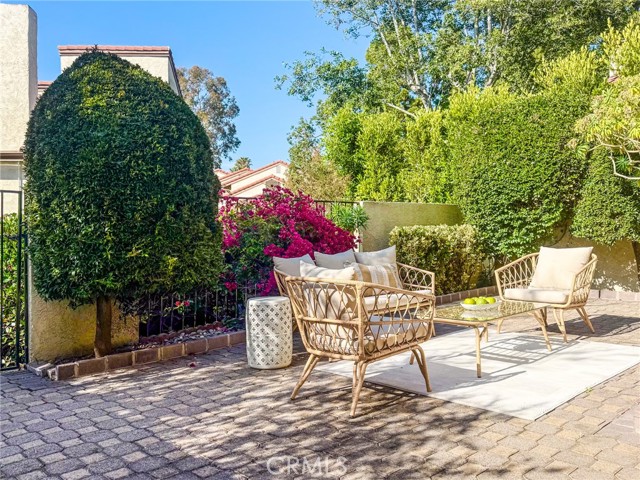 Detail Gallery Image 27 of 36 For 8405 Sweetwater Cir, Huntington Beach,  CA 92646 - 4 Beds | 3 Baths