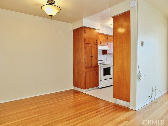 Detail Gallery Image 15 of 39 For 1724 E 1st St #9,  Long Beach,  CA 90802 - 1 Beds | 1 Baths
