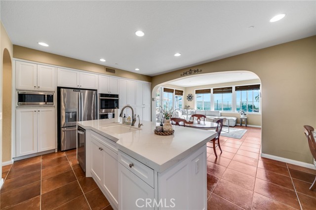 Detail Gallery Image 8 of 49 For 18 Calle Anacapa, San Clemente,  CA 92673 - 5 Beds | 4/1 Baths