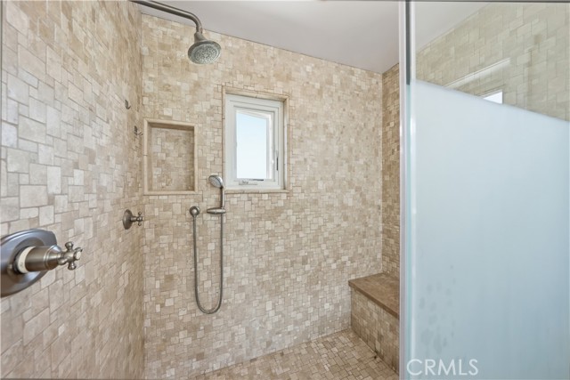 Detail Gallery Image 32 of 49 For 1808 Manzanita Lane, Manhattan Beach,  CA 90266 - 5 Beds | 3 Baths