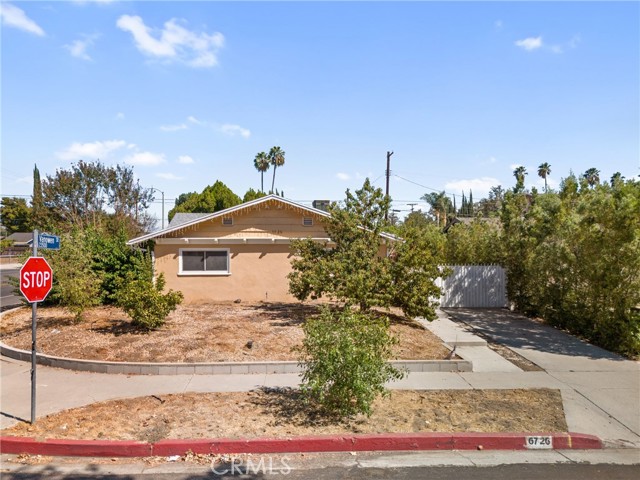 Detail Gallery Image 14 of 40 For 6726 Gross Ave, West Hills,  CA 91307 - 7 Beds | 3 Baths