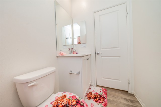 Detail Gallery Image 7 of 41 For 2003 Renata Dr, Perris,  CA 92571 - 4 Beds | 3 Baths