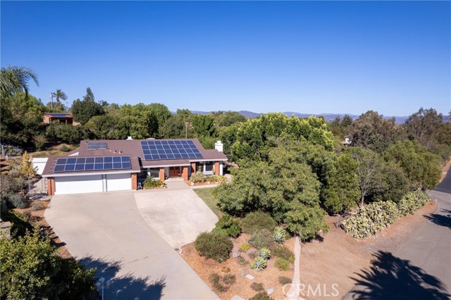520 Woodland Hills Drive, Escondido CA: https://media.crmls.org/medias/8898874e-a922-4643-b679-bbaed591de65.jpg