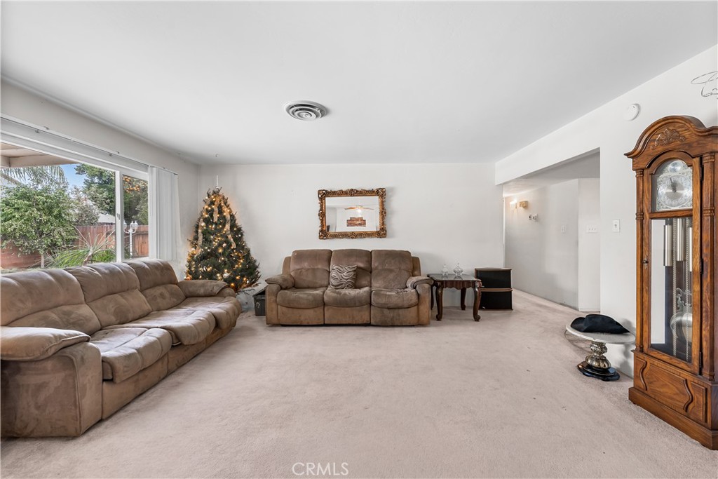 MLS #SR25276813 image #8