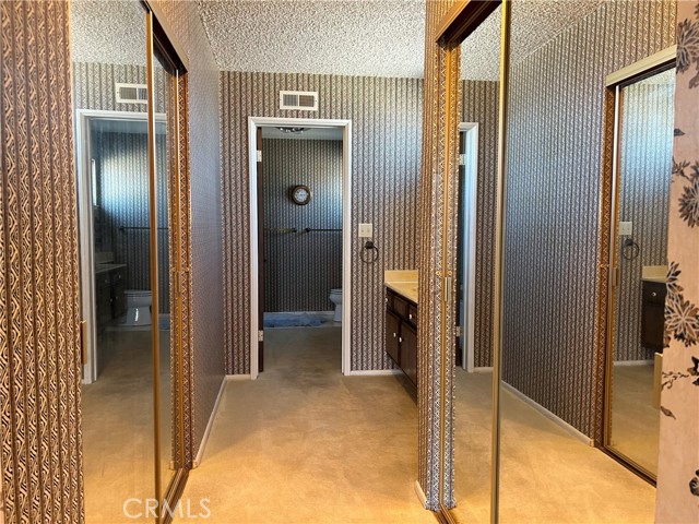 Detail Gallery Image 25 of 39 For 14676 Deervale Pl, Sherman Oaks,  CA 91403 - 4 Beds | 3 Baths