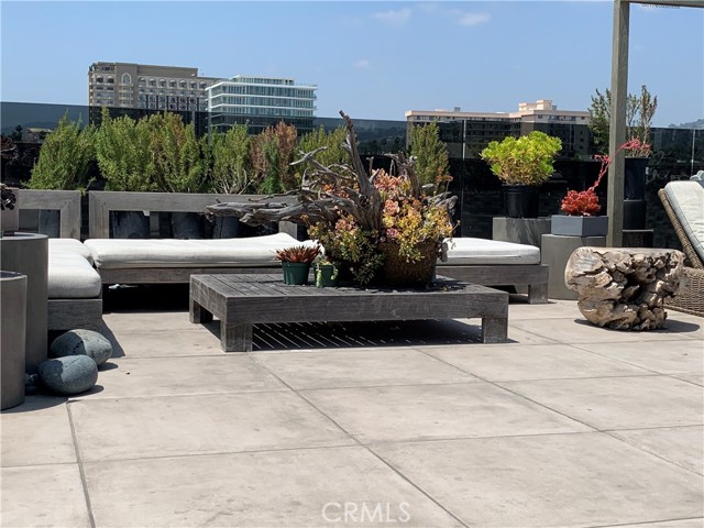 Detail Gallery Image 17 of 29 For 8811 Burton Way #209,  Los Angeles,  CA 90048 - 1 Beds | 1 Baths