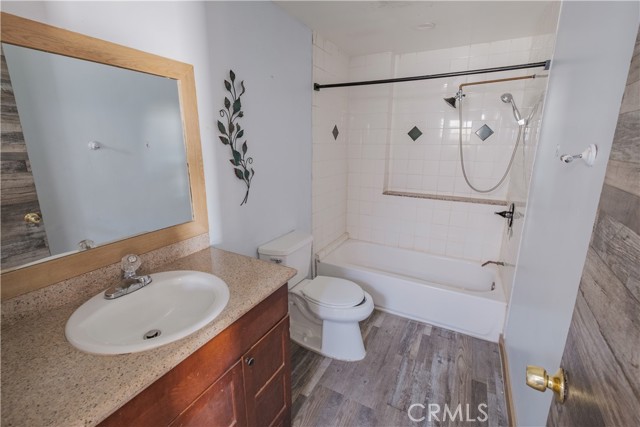 Detail Gallery Image 6 of 27 For 4660 Paramount Blvd, Pico Rivera,  CA 90660 - 2 Beds | 1 Baths