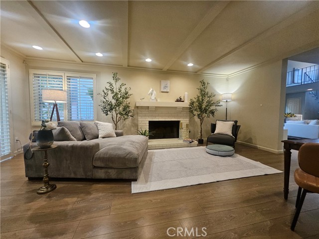 Detail Gallery Image 27 of 72 For 5716 Lunada Ln, Long Beach,  CA 90814 - 4 Beds | 4 Baths