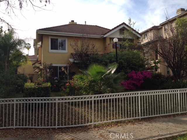 451 S Oakland Ave #4, Pasadena, CA 91101