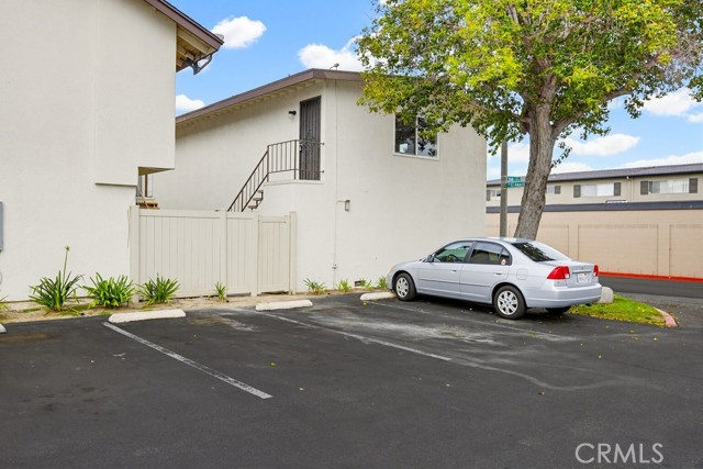 Detail Gallery Image 4 of 26 For 11068 El Amarillo #STUDIO,  Fountain Valley,  CA 92708 - 1 Beds | 1 Baths