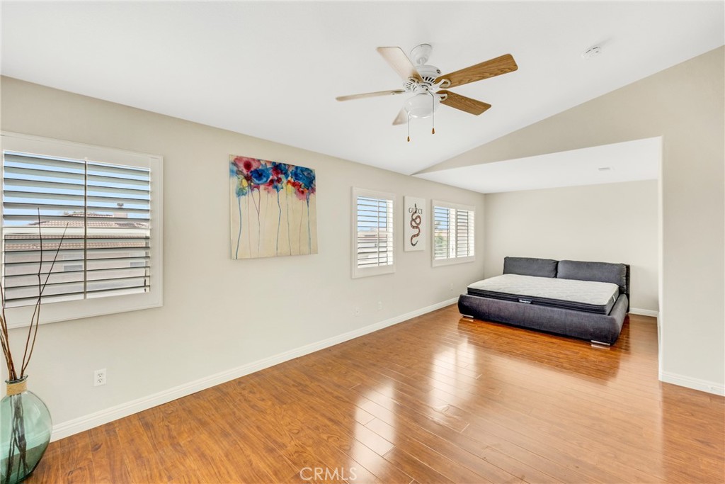 MLS #WS25153585 img 36