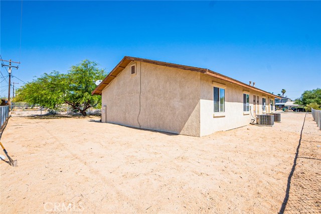 Detail Gallery Image 32 of 34 For 73871 S Slope Dr, Twentynine Palms,  CA 92277 - – Beds | – Baths