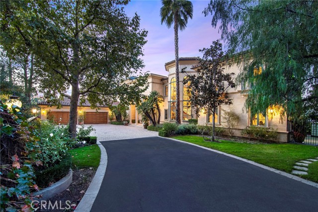 Detail Gallery Image 4 of 73 For 18933 La Montana Pl, Tarzana,  CA 91356 - 7 Beds | 6/1 Baths