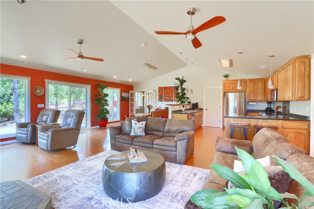 Detail Gallery Image 9 of 61 For 6097 Sherlock Rd, Midpines,  CA 95345 - 3 Beds | 2 Baths