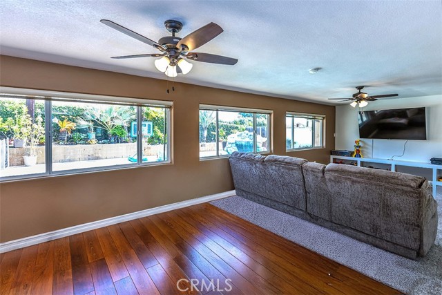 1006 W Dorothy Drive, Brea CA: https://media.crmls.org/medias/889da23d-ecea-40bd-ba0d-d386850cc76f.jpg
