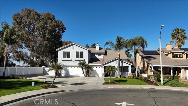 Detail Gallery Image 1 of 69 For 13238 Mountain View Ct, Corona,  CA 92883 - 5 Beds | 3 Baths