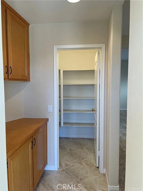 Walk in pantry