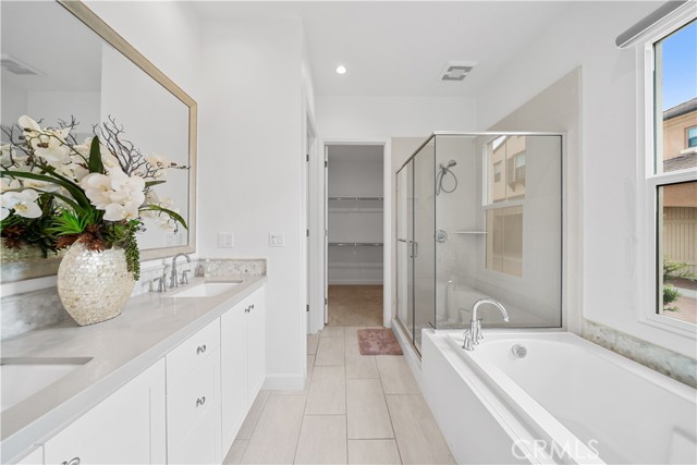 Detail Gallery Image 20 of 37 For 67 Runner, Irvine,  CA 92620 - 3 Beds | 3/1 Baths